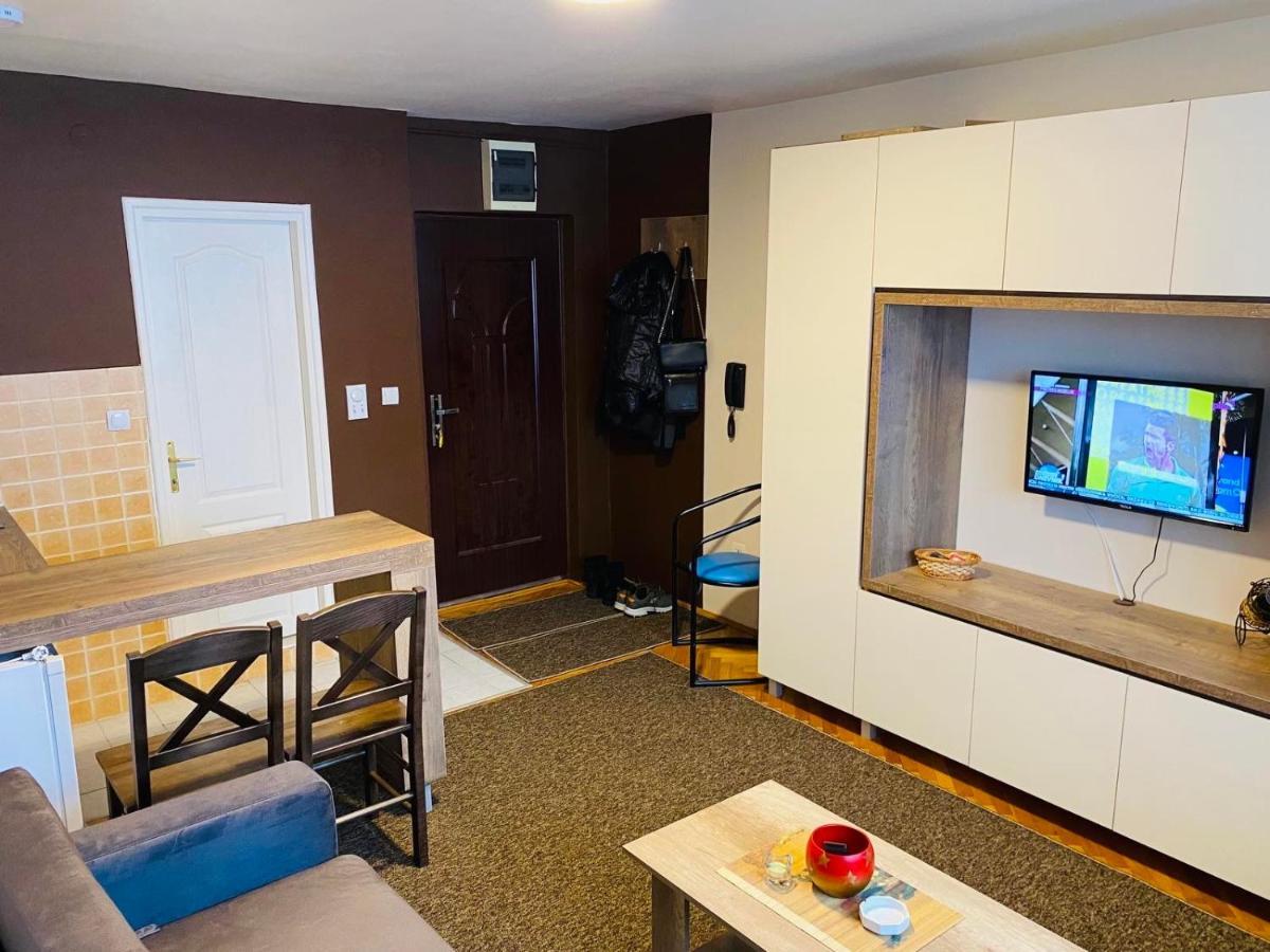 Sofi Apartment Ni Esterno foto