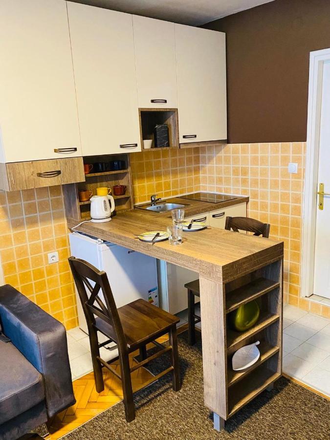 Sofi Apartment Ni Esterno foto